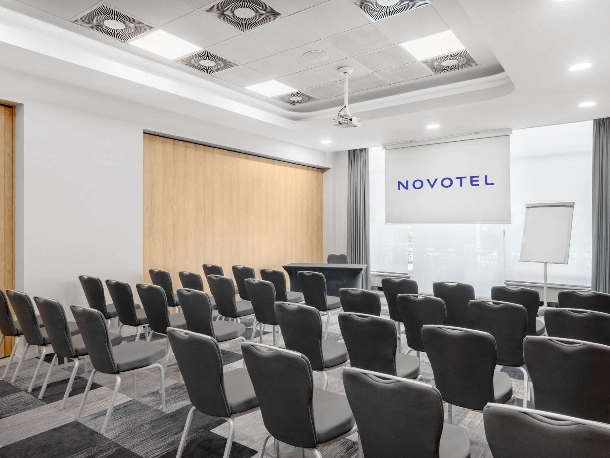 Novotel Szeged Ngoại thất bức ảnh
