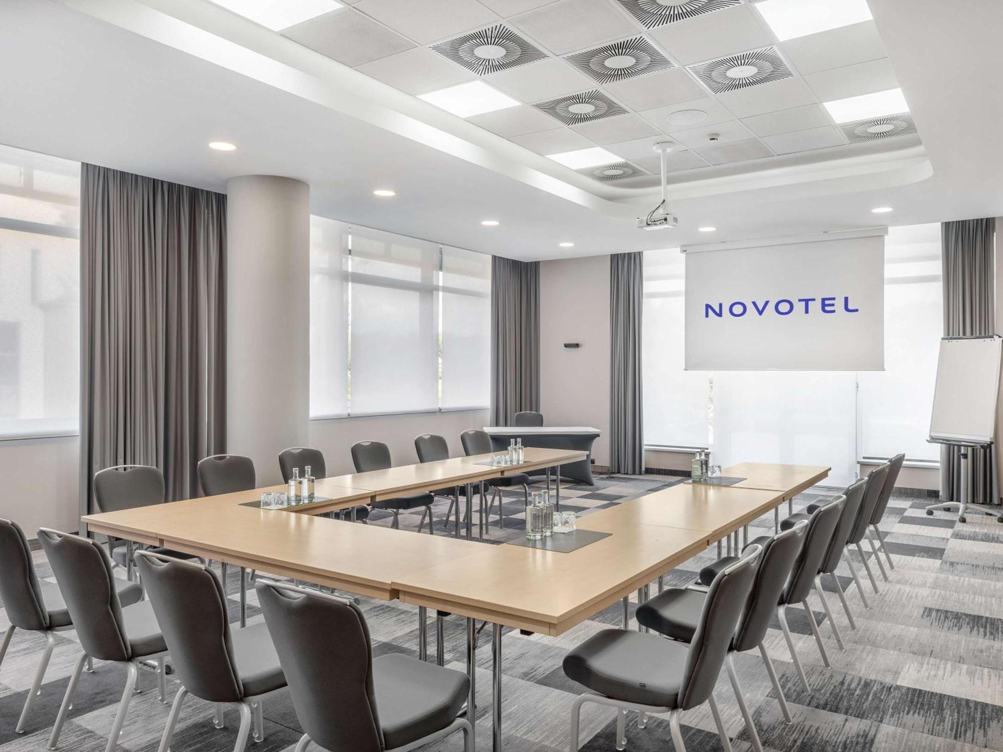 Novotel Szeged Ngoại thất bức ảnh